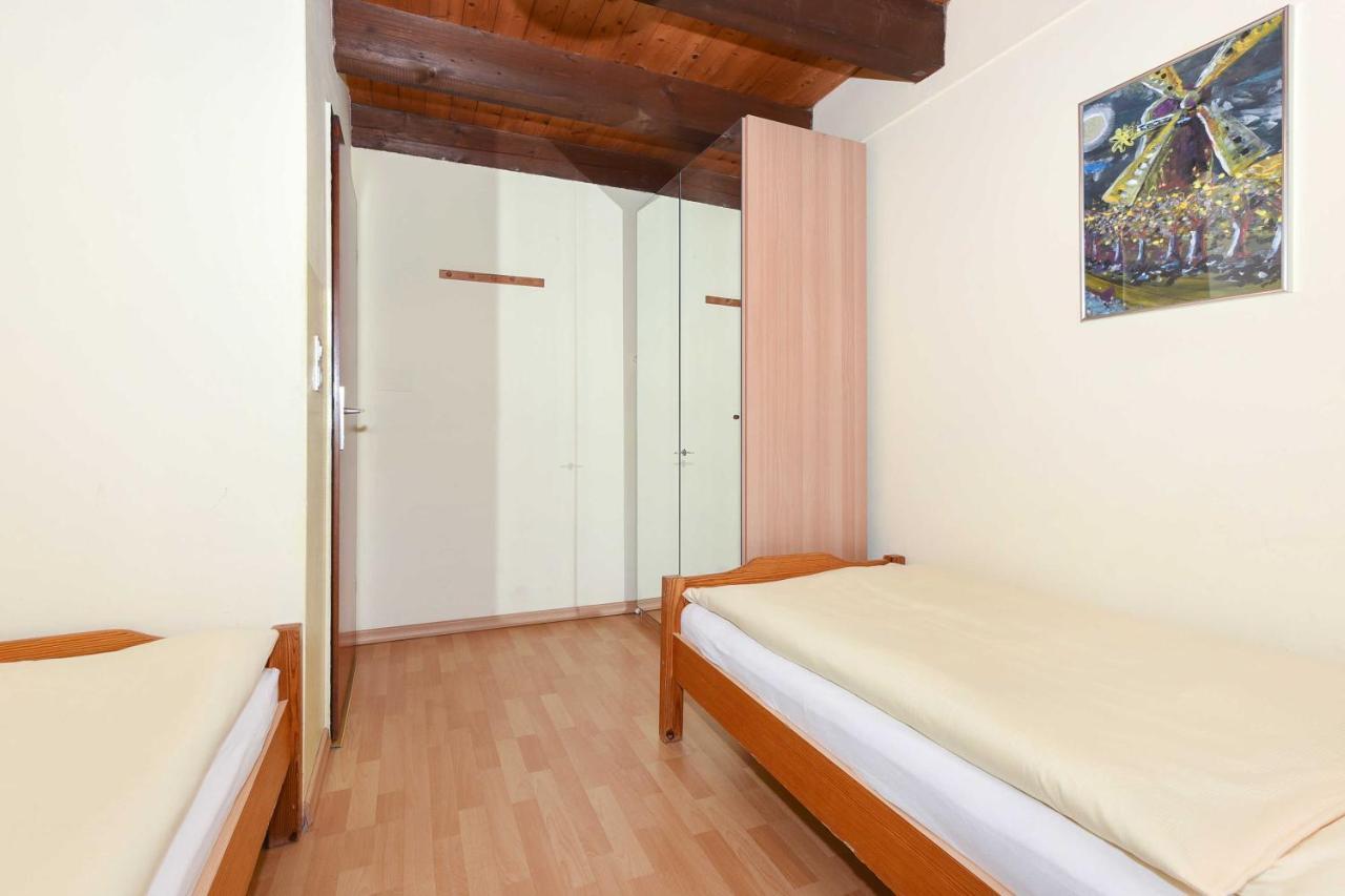 Ferienhaus Leuchtturm Бензерзиль Номер фото